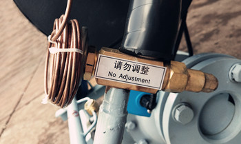風冷箱式冷水機停機時應該注意哪些？