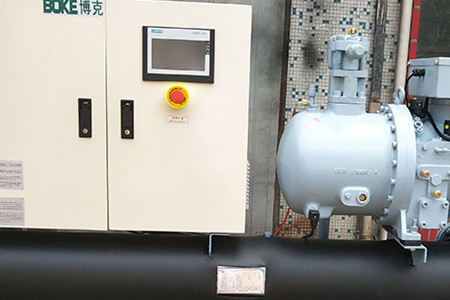 如何預防風冷螺桿式冷熱水機組受潮？